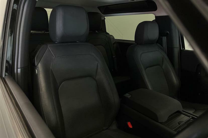 Land Rover Defender 90 3.0 D250 X-dynamic Se Black #32