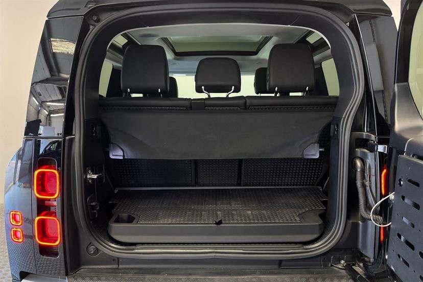 Land Rover Defender 90 3.0 D250 X-dynamic Se Black #9