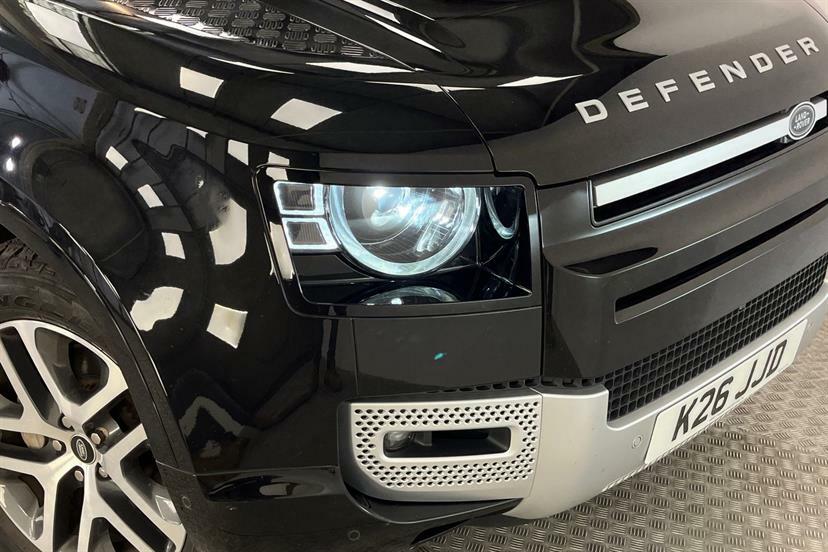 Land Rover Defender 90 3.0 D250 X-dynamic Se Black #38