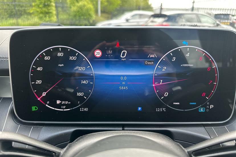 Mercedes-Benz CLE Class 300 4Matic Amg Line Premium 9G-tronic Silver #5