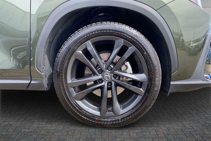 Lexus NX 350H 197 Premium Plus E-cvt #3
