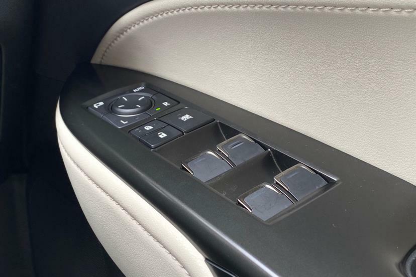 Lexus NX 350H 197 F-sport E-cvt #18