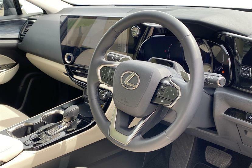 Lexus NX 350H 197 Premium Plus E-cvt #4