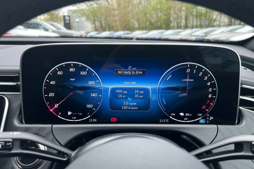 Mercedes-Benz E Class 2.0 E300e 25.4Kwh Urban Edition Estate AU26GWV #6