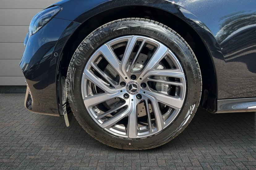 Mercedes-Benz E Class E220dh Mhev Exclusive Premium Estate DC75XGW Black #4