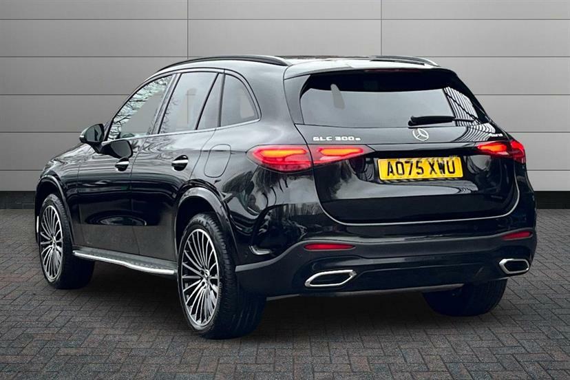 Mercedes-Benz GLC Class 300E 4Matic Amg Line Prem Plus 9G-tronic Black #2
