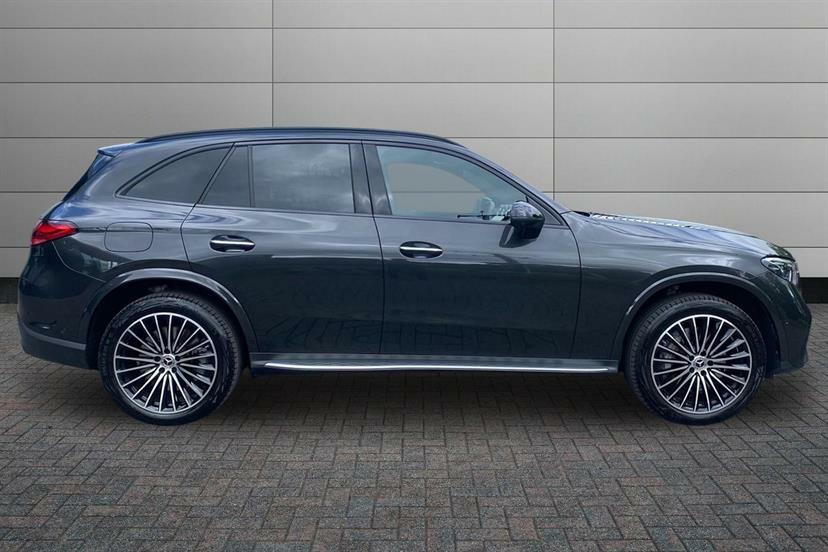 Mercedes-Benz GLC Class 300De 4Matic Amg Line Premium 9G-tronic Grey #2