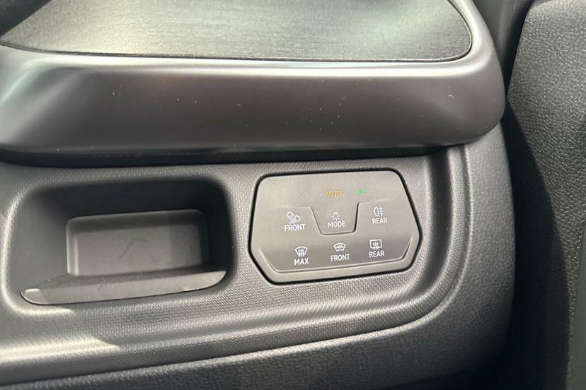 Volkswagen ID.Buzz 250Kw Gtx Pro 86Kwh 4Motion Lwb 7 Seat Black #6