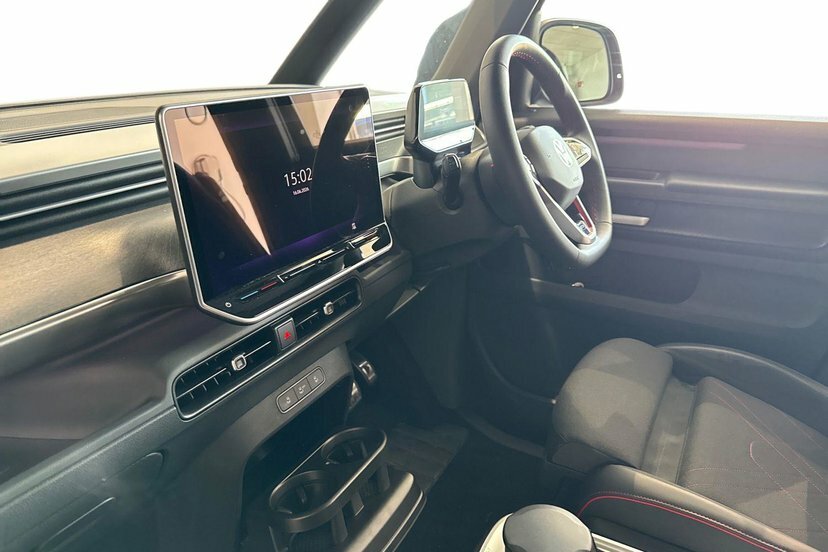 Volkswagen ID.Buzz Pro 86Kwh Gtx Mpv 4Motion Lwb, LN26VEK Black #2