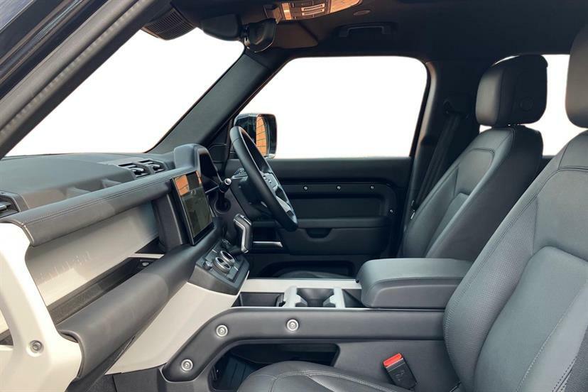Land Rover Defender 130 3.0 D350 X-dynamic Hse 130 8 Seat Black #3