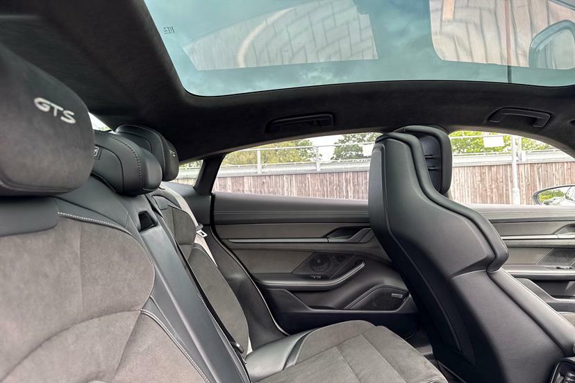 Porsche Taycan Taycan 4X2 Blue #14