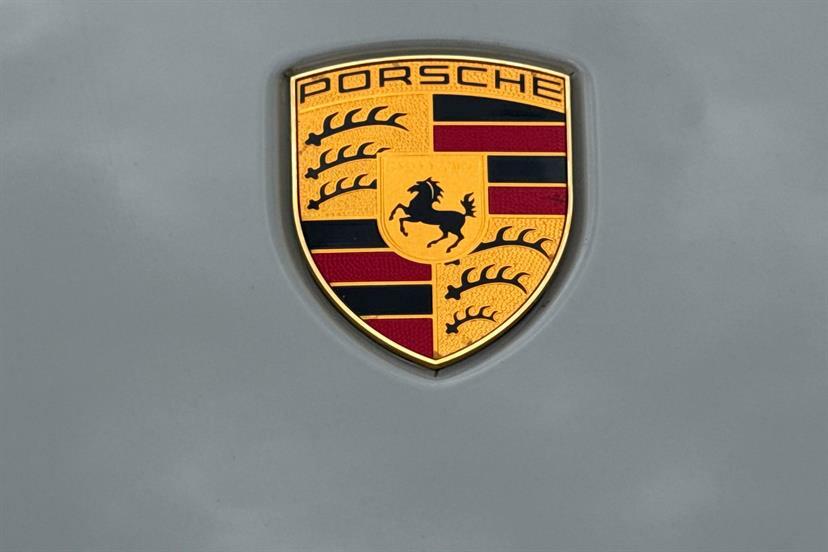 Porsche Taycan Taycan 4X2 Blue #16