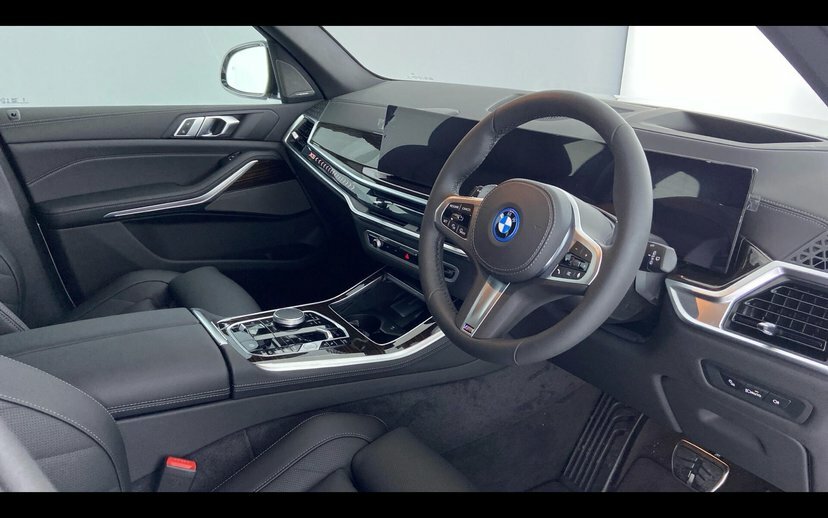 BMW X5 X5 Xdrive50e M Sport FX75KUR White #6