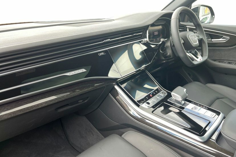 Audi Q8 3.0 Tdi V6 Black Edition Suv Tiptronic Blue #2