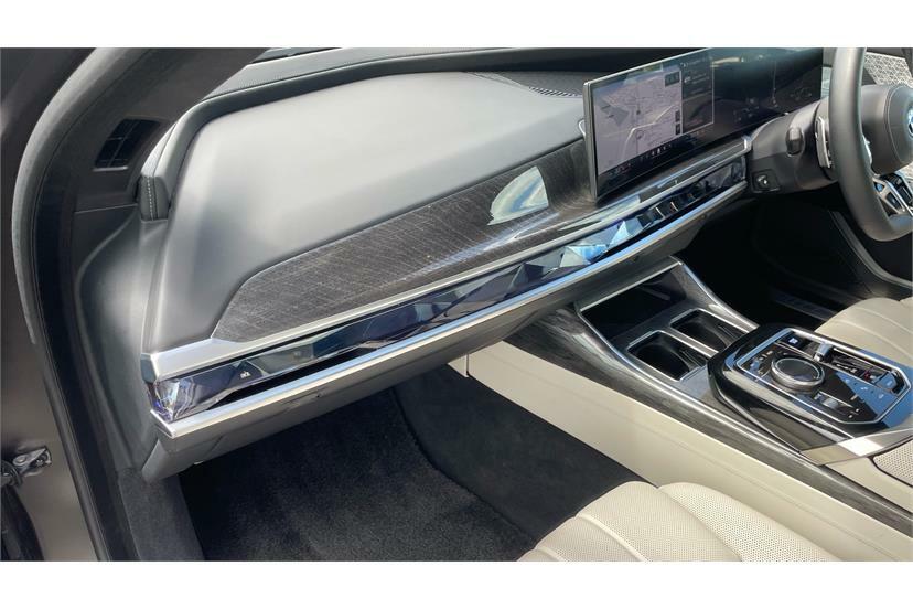 BMW i7 I7 Xdrive60 Excellence Pro Red #27