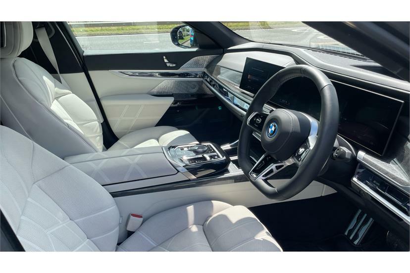 BMW i7 400Kw Xdrive60 M Sport Pro 105.7Kwh Grey #5