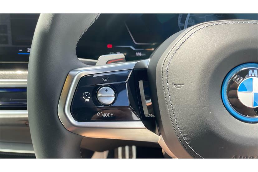 BMW i7 I7 Xdrive60 Excellence Pro Red #16