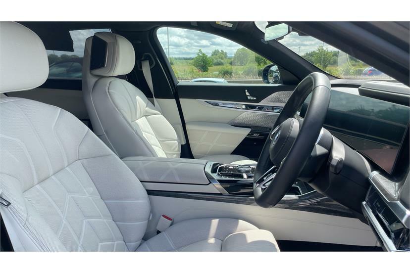 BMW i7 I7 Xdrive60 Excellence Pro Red #10