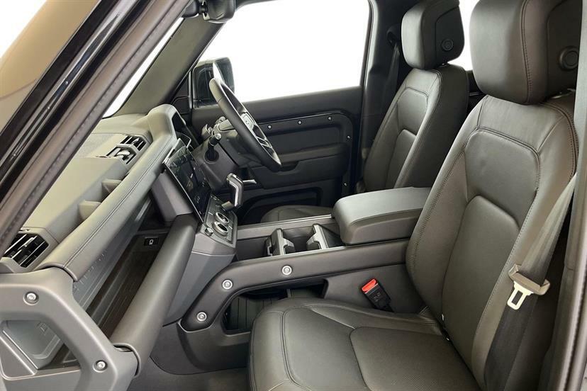 Land Rover Defender 110 3.0 D350 X-dynamic Hse 110 Black #3