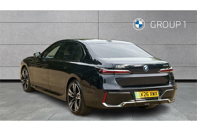 BMW i7 335Kw Edrive50 M Sport 105.7Kwh Black #2