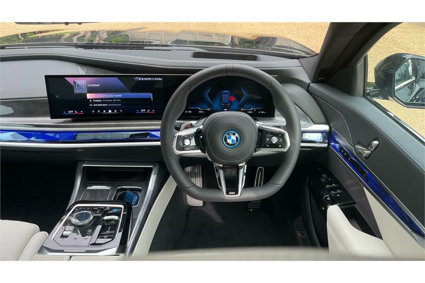 BMW i7 335Kw Edrive50 M Sport 105.7Kwh Black #5