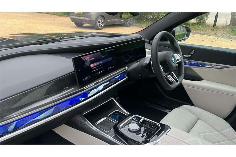 BMW i7 335Kw Edrive50 Excellence 105.7Kwh Black #7