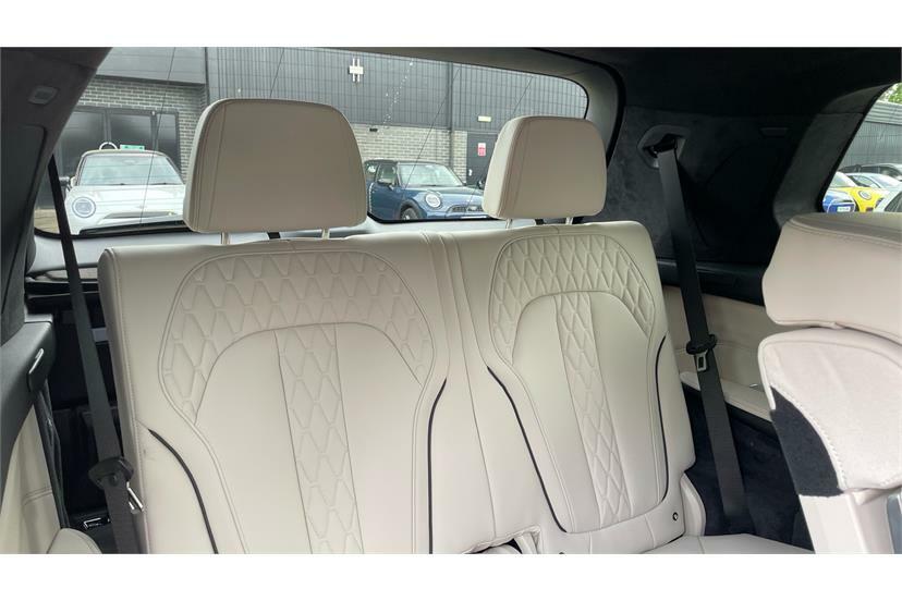 BMW X7 Xdrive40d Mht M Sport Step 2026 Grey #38