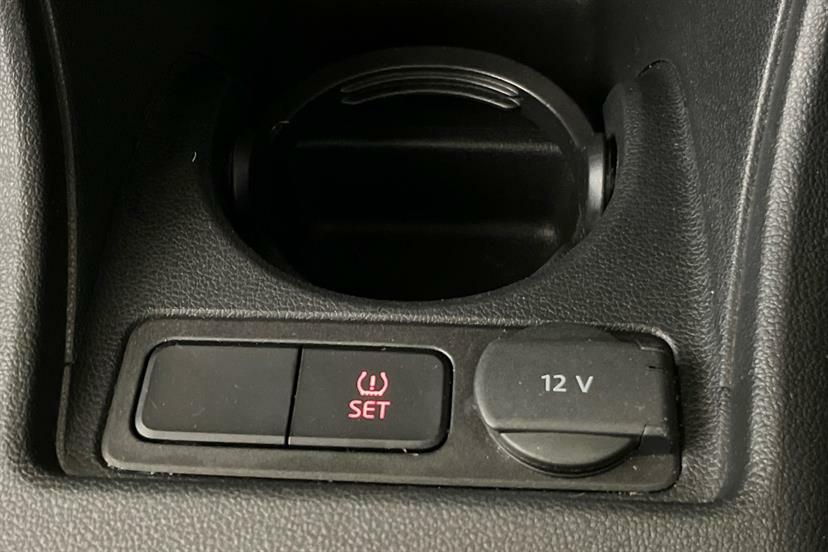 Volkswagen Up 1.0 Move Up Asg Euro 6 Red #34