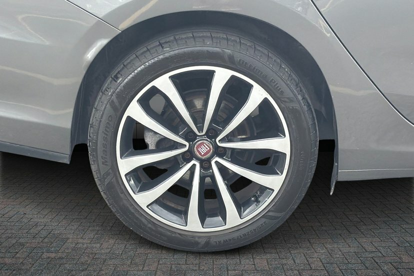 Fiat Tipo 1.6 Multijetii Lounge Estate 12 Grey #5