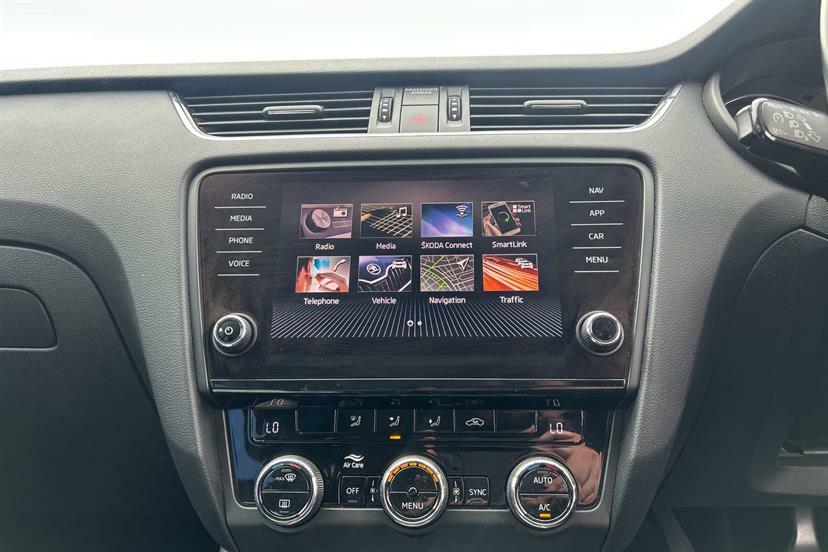 Skoda Octavia 1.5 Se Drive Tsi 148 Bhp Blue #20