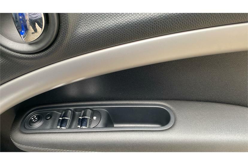 Mini Countryman Hatchback Manual Petrol White #20