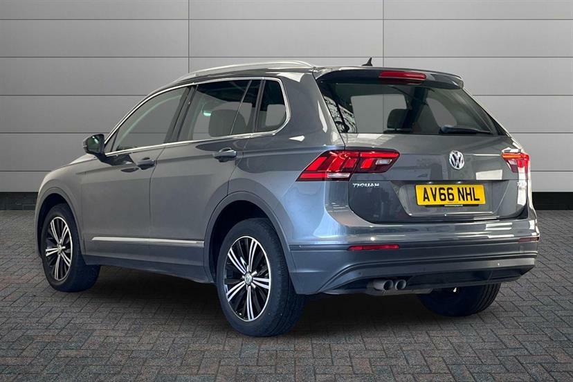 Volkswagen Tiguan 2.0 Tdi 150 4Motion Se Nav Grey #3