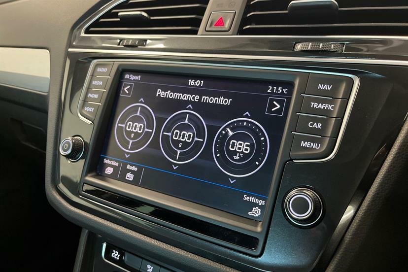 Volkswagen Tiguan Tdi Bluemotion Tech Se Navigation Red #15