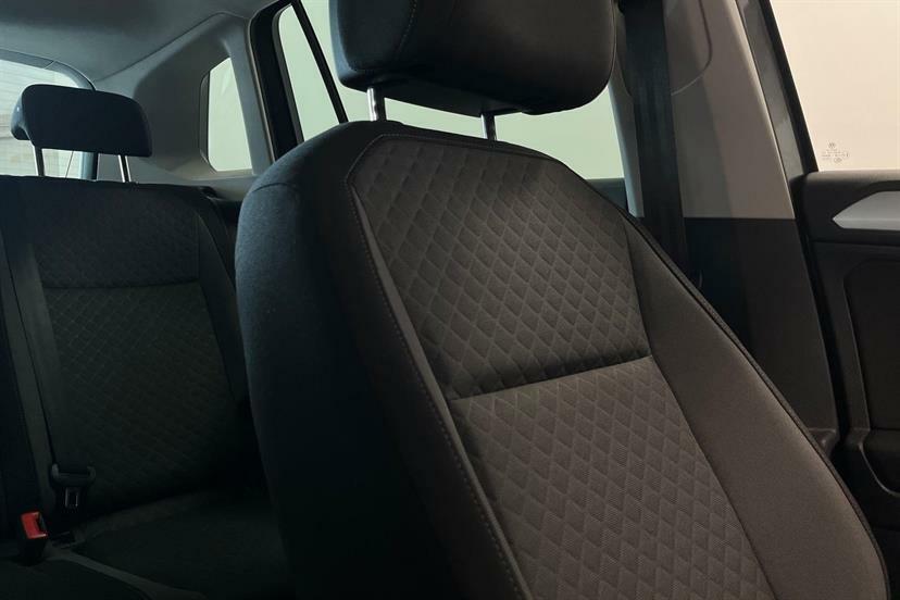 Volkswagen Tiguan Tdi Bluemotion Tech Se Navigation Red #19