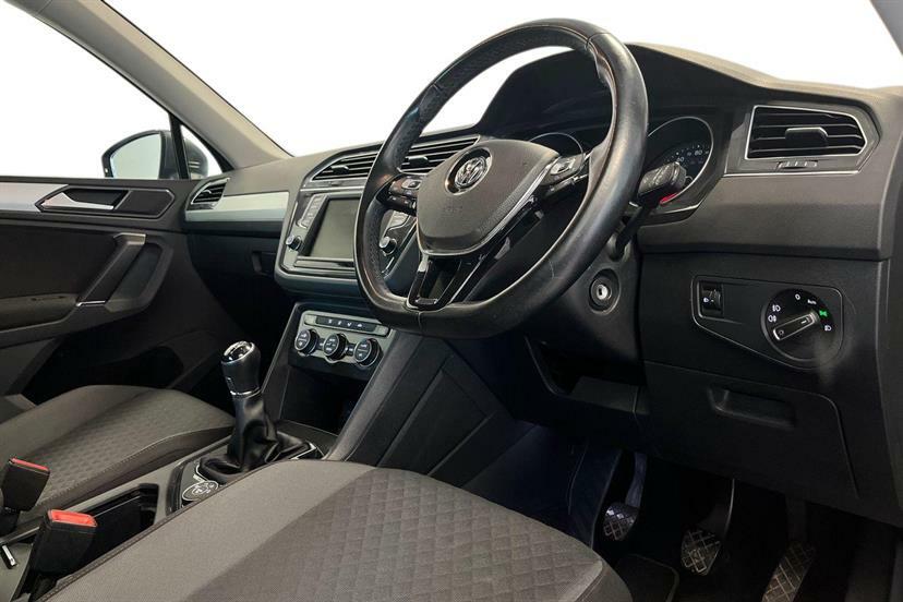 Volkswagen Tiguan 2.0 Tdi 150 4Motion Se Nav Grey #6