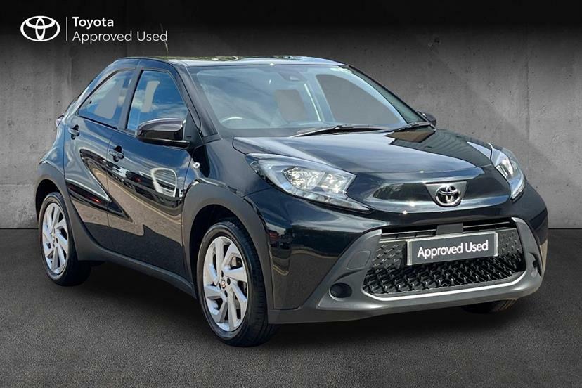 Toyota Aygo X 1.0 Vvt-i Pure Black