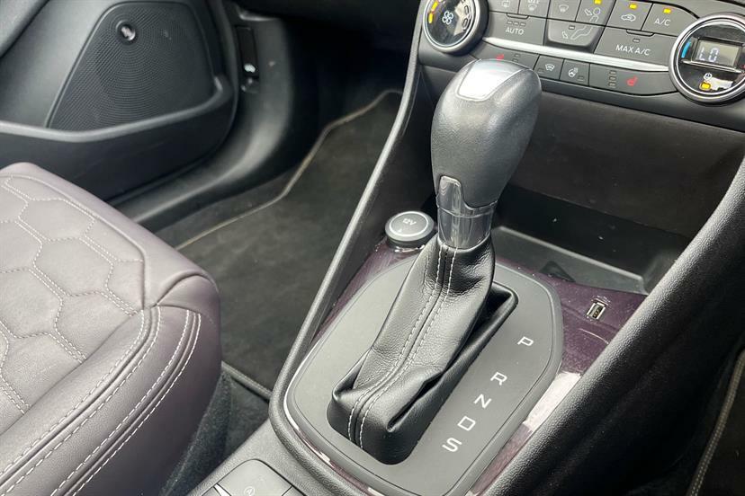 Ford Fiesta 1.1 Zetec Silver #8