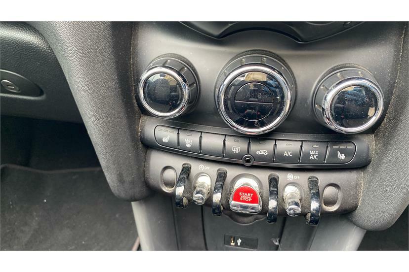 Mini Convertible 2.0I 192 Ps Cooper S Classic Conve Silver #17