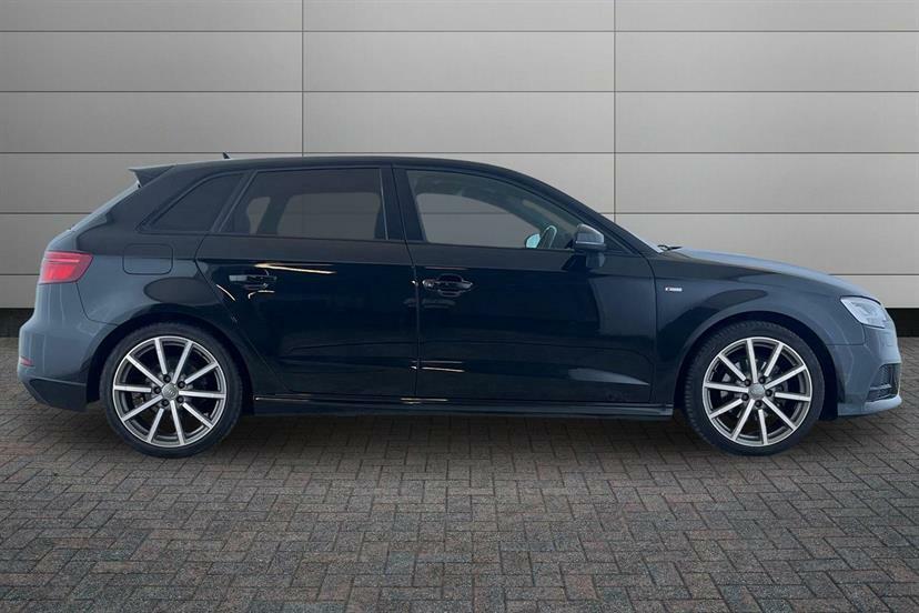 Audi A3 1.6 Tdi Se Technik Sportback S Tronic Euro 6 Ss Black #4