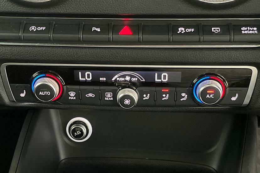 Audi A3 1.6 Tdi Se Technik Sportback S Tronic Euro 6 Ss Black #36
