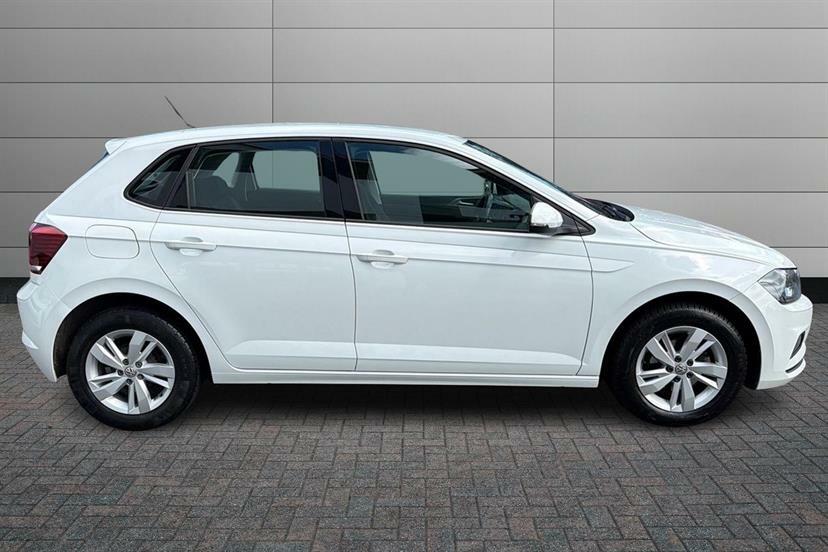 Volkswagen Polo Se White #4