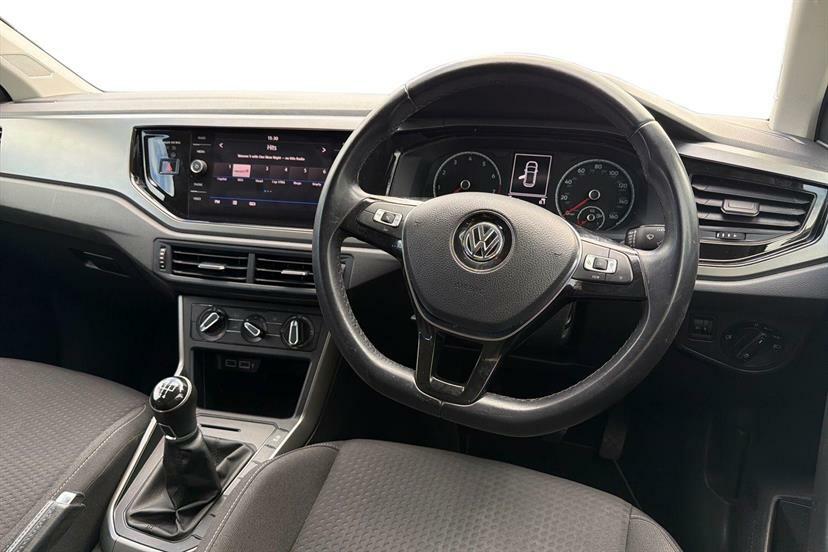 Volkswagen Polo Se White #6