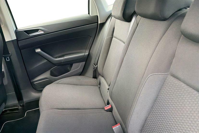 Volkswagen Polo Se White #7