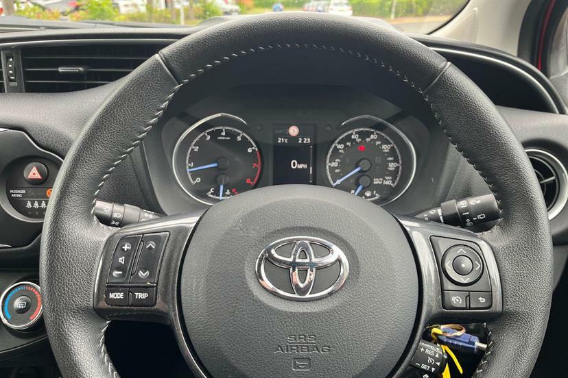 Toyota Yaris Design Blue #38