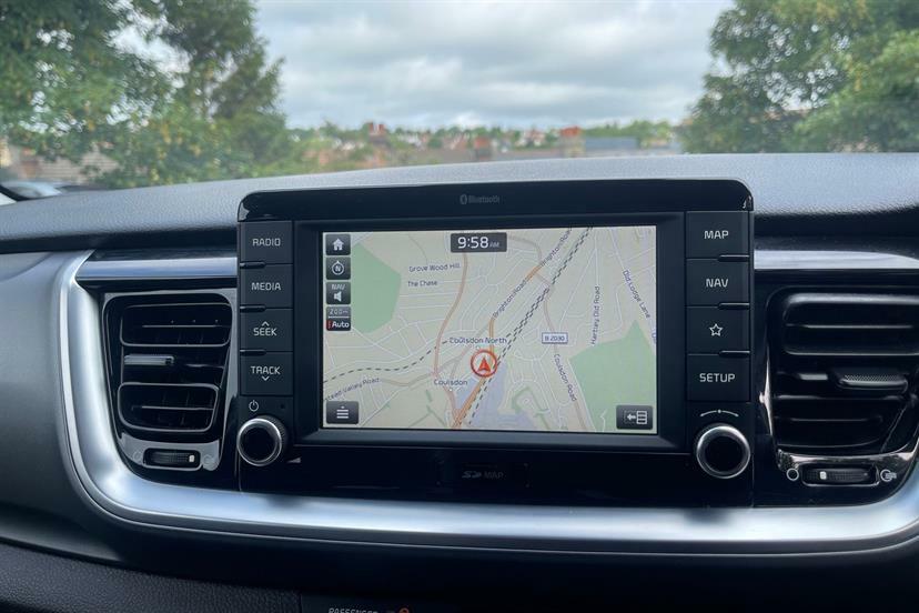 Kia Stonic 1.4 2 Suv Ss Black #17