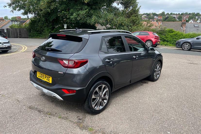 Kia Stonic 1.4 2 Suv Ss Black #31