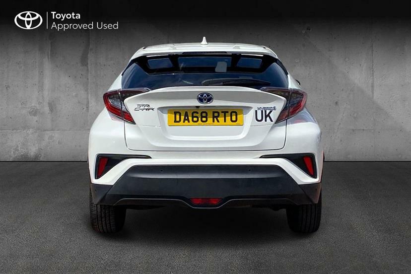 Toyota C-Hr Design White #17