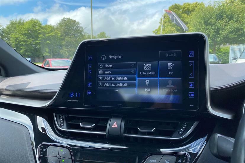 Toyota C-Hr 1.8 Hybrid Excel Cvt White #5