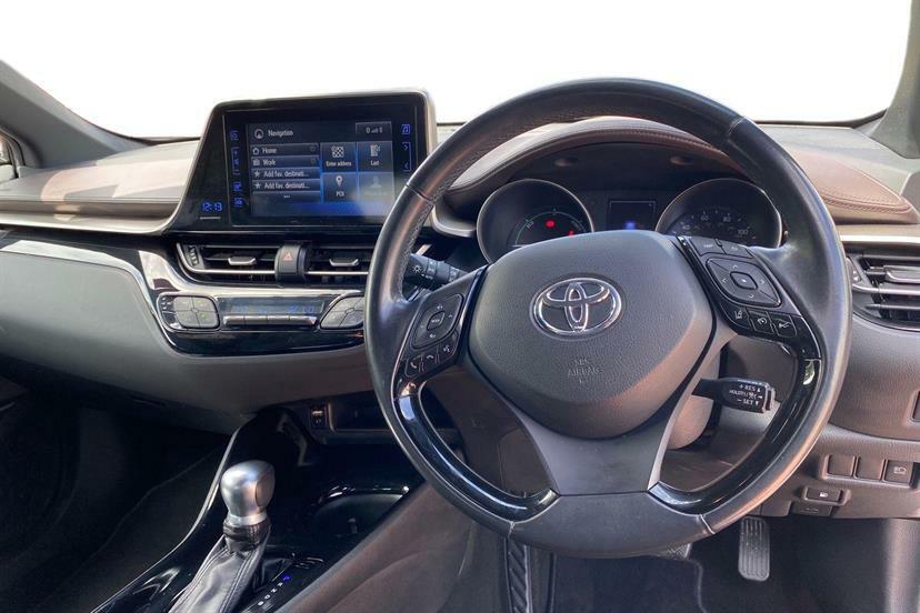 Toyota C-Hr 1.8 Hybrid Excel Cvt White #6
