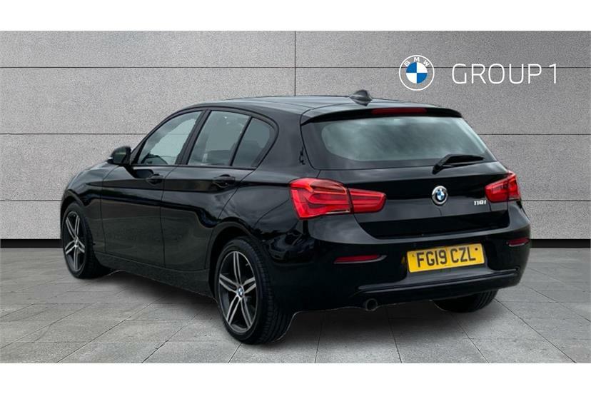 BMW 1 Series 118I 1.5 Sport Navservotronic Step Black #2